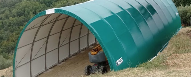 Un capannopne mobile per un'azienda vinicola